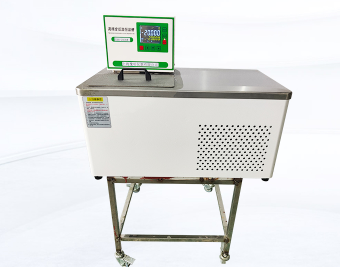 臥式低溫恒溫槽